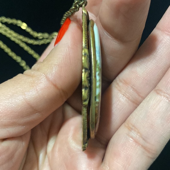 Vintage Victorian Hand Painted Necklace - Picture 14 of 14